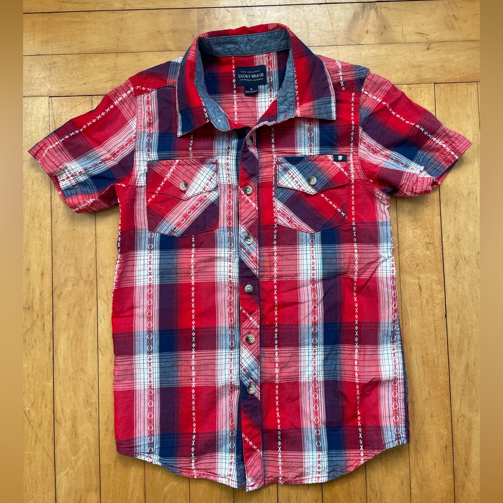 Lucky Brand short sleeved button down shirt